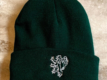 Dark green JE Crest Beanie